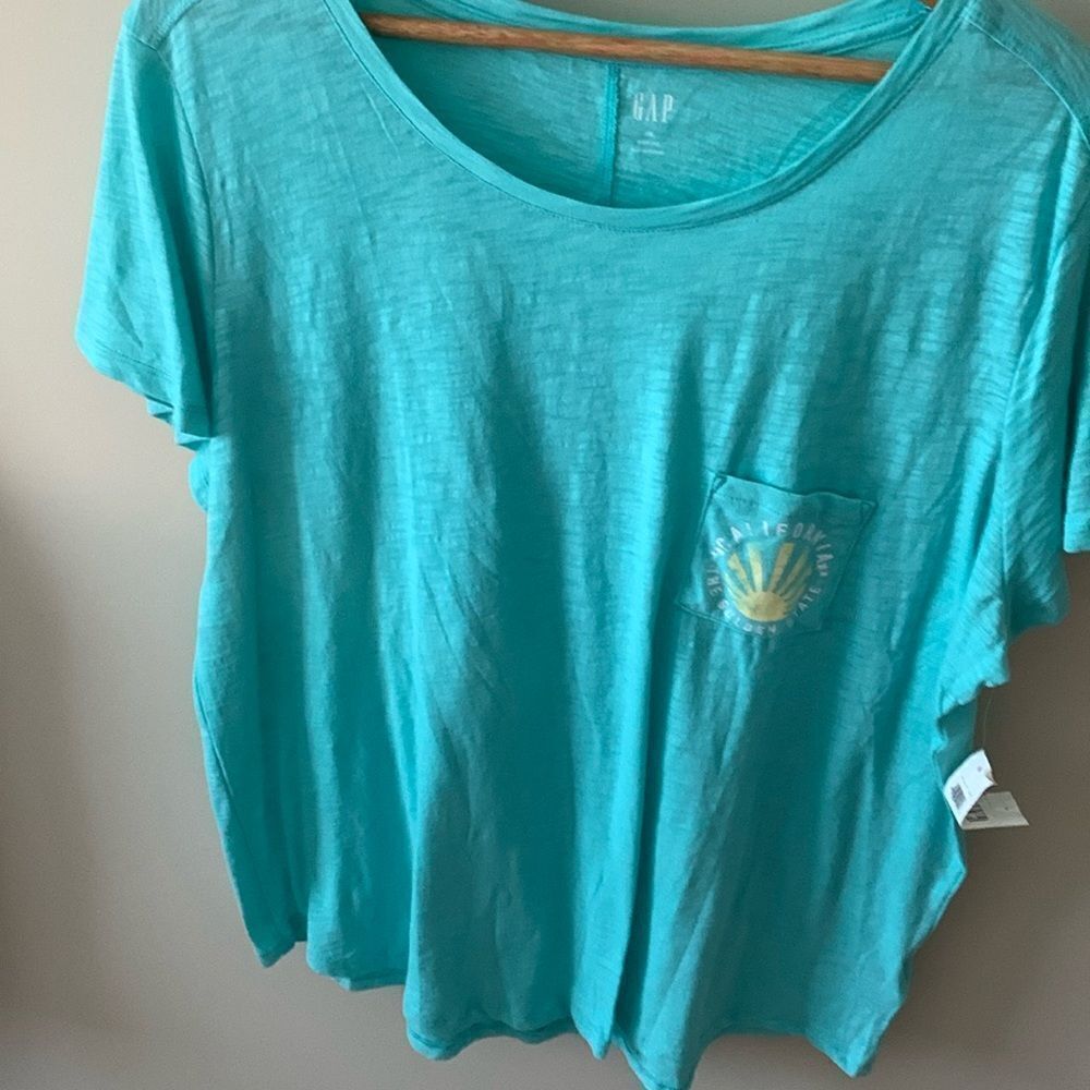 Gap factory T-shirt